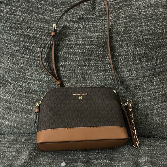 Michael Kors Crossbody Brown - Picture 1 of 7